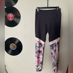 Kyodan floral leggings size S